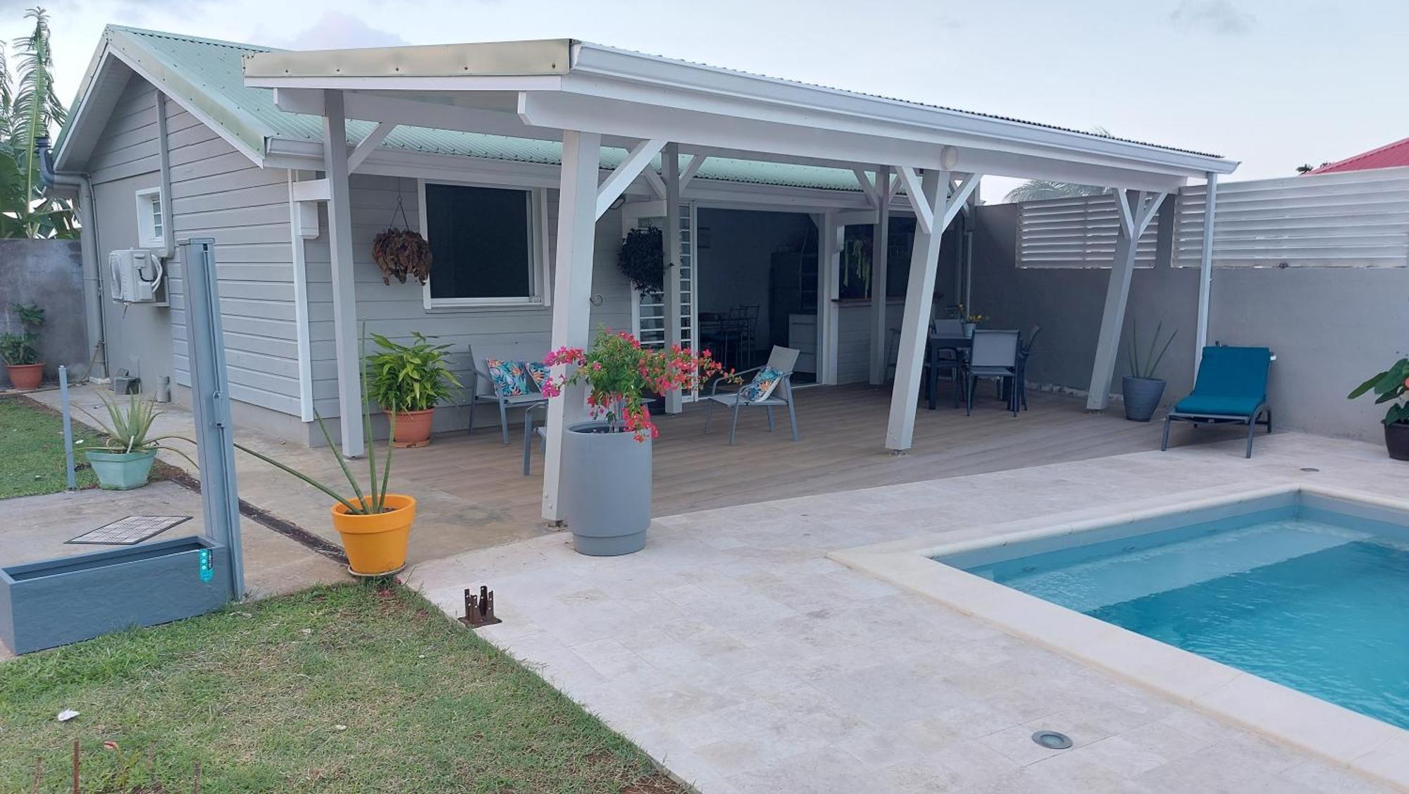 Glaroze Villa Baie-Mahault Exteriör bild